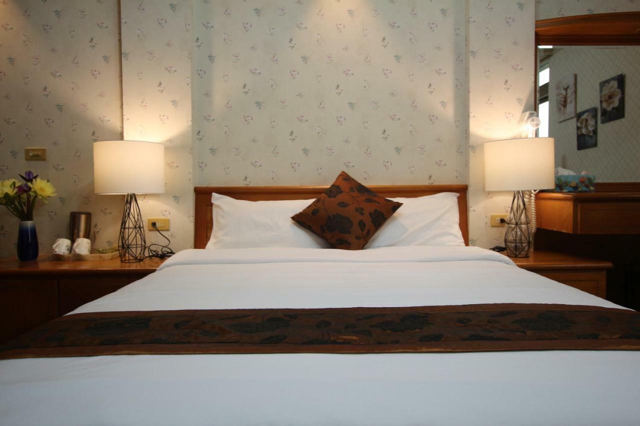 Yilan Pine Villa Homestay Luodong Exteriör bild