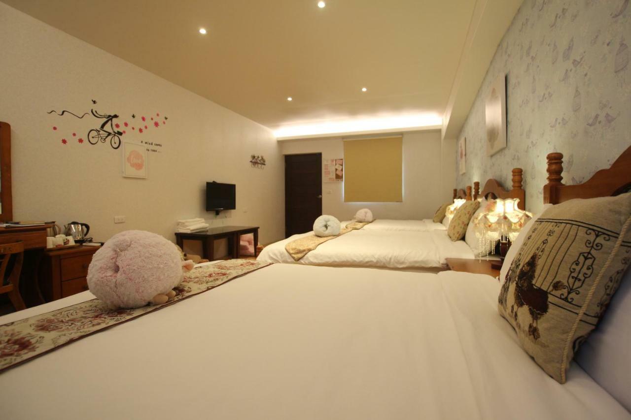 Yilan Pine Villa Homestay Luodong Exteriör bild