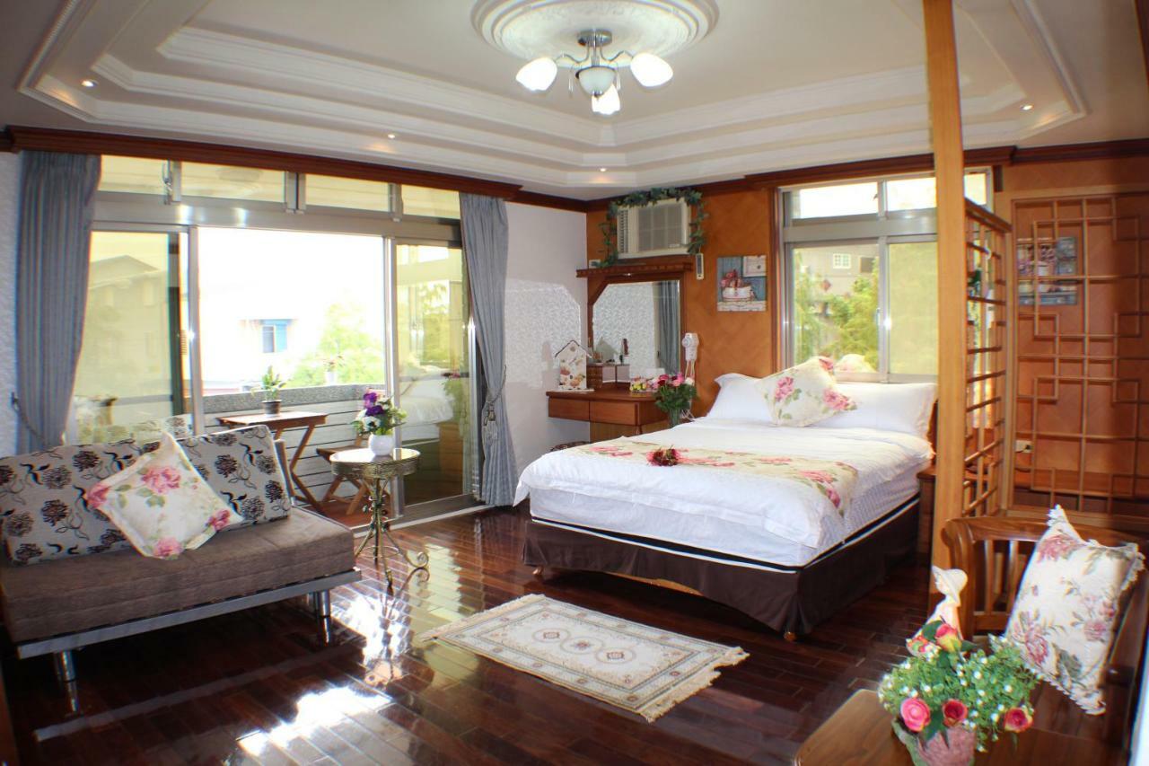 Yilan Pine Villa Homestay Luodong Exteriör bild