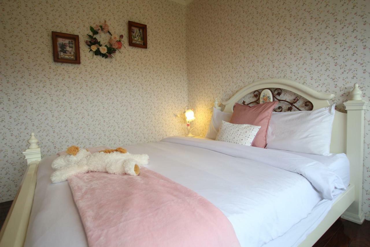 Yilan Pine Villa Homestay Luodong Exteriör bild
